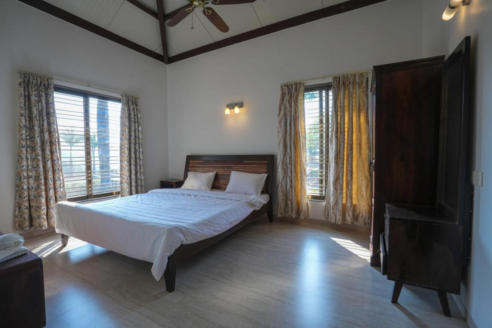 E&G Green Courts Resort At Koroli Hill Station Nashik Exterior photo