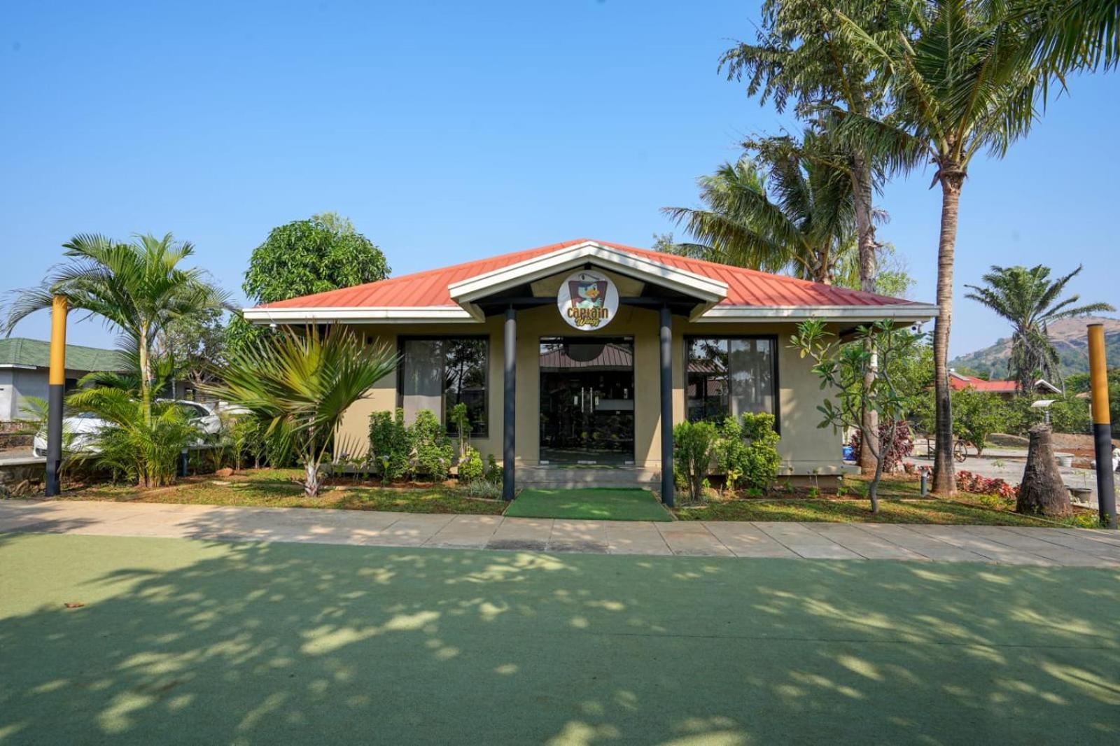 E&G Green Courts Resort At Koroli Hill Station Nashik Exterior photo