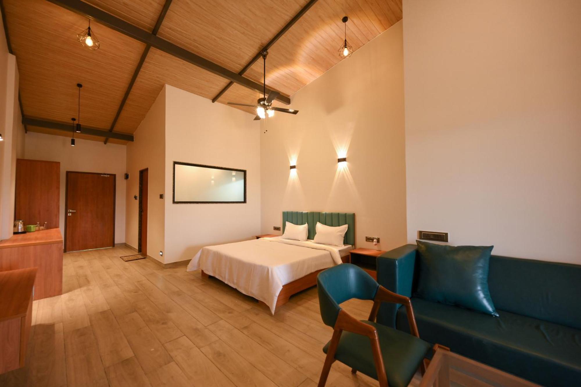 E&G Green Courts Resort At Koroli Hill Station Nashik Exterior photo